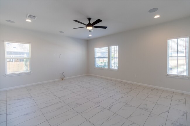 Building Photo - 7701 Donnelley Dr