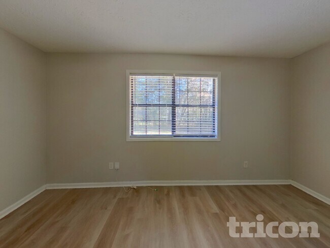 Building Photo - 114 Scarborough Ct