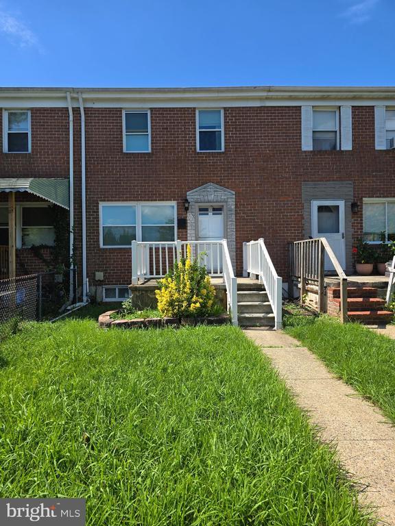 Building Photo - 712 Mansfield Rd