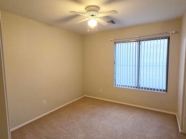 Building Photo - 5-bedroom in the heart of Gilbert