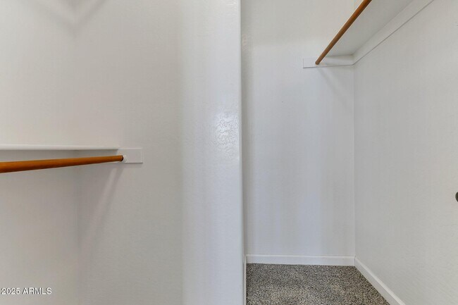 Building Photo - 6710 E University Dr