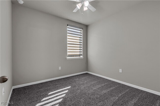 Building Photo - 44254 Frontier Dr