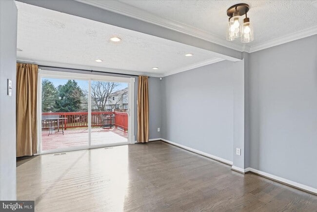 Building Photo - 8418 White Feather Ct