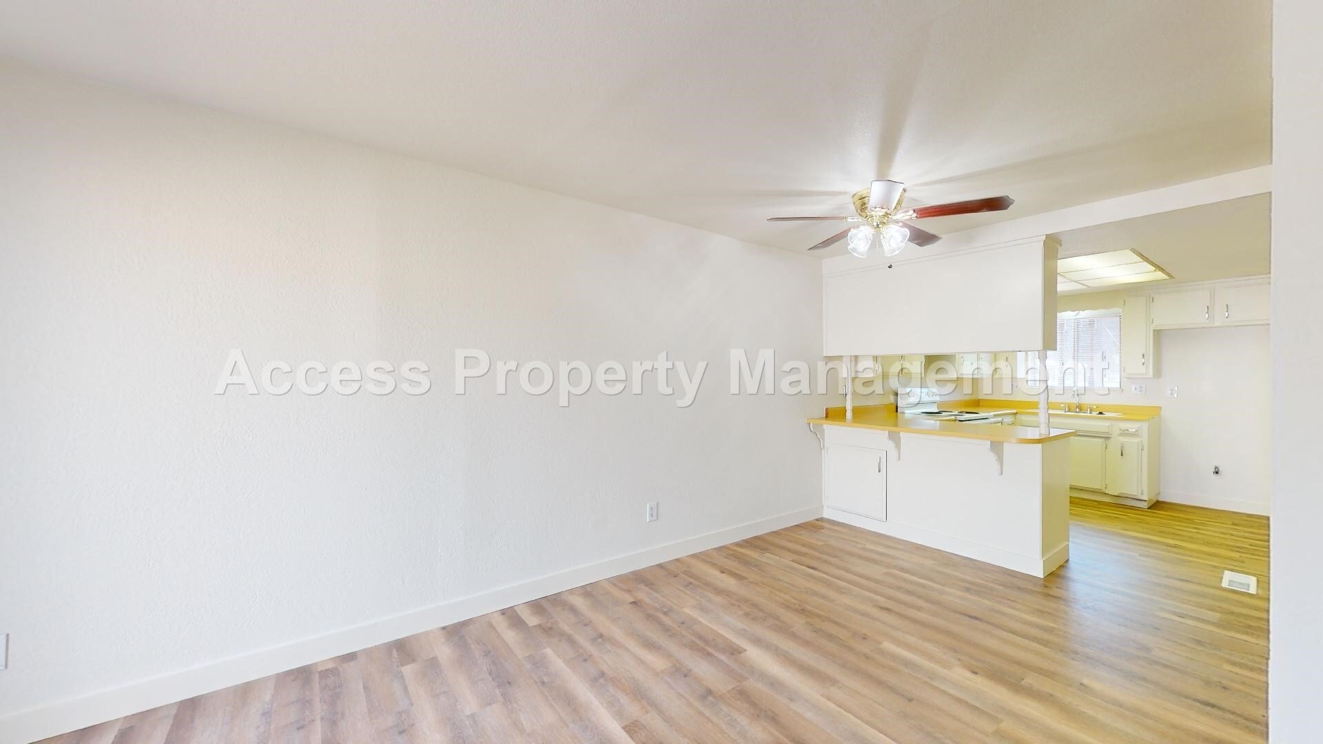 Building Photo - 2735 Fowler Rd