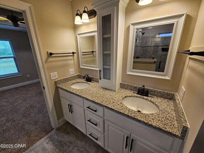 Building Photo - 4524 Bylsma Cir