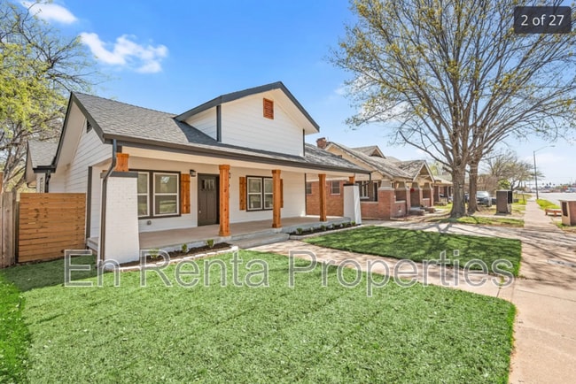 Building Photo - 3329 Hemphill St