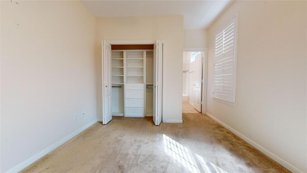 Building Photo - 1502 Birdsall St
