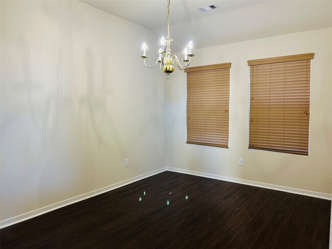 Building Photo - 19318 Brook Village Rd