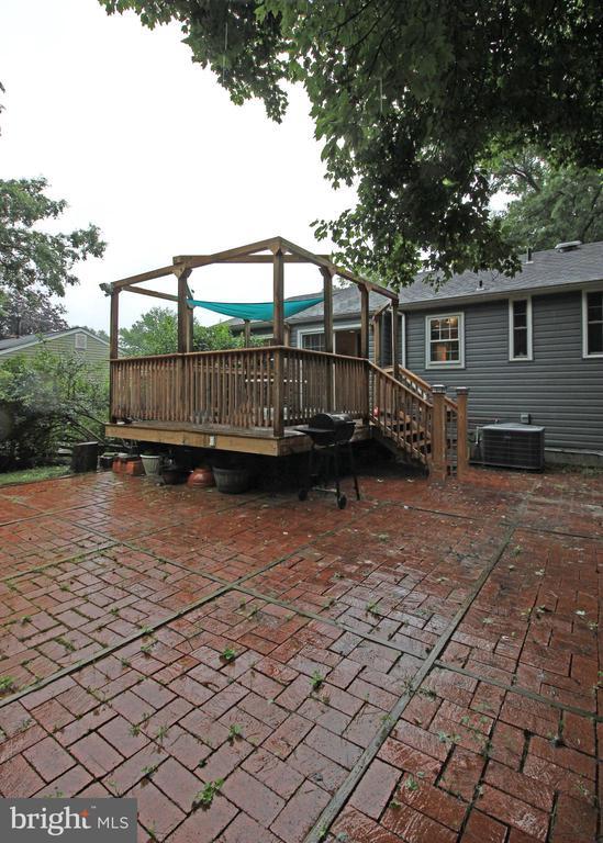 Building Photo - 5021 Hayload Ct