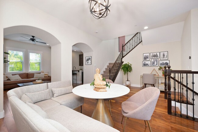 Building Photo - 3 bedroom | 2.5 bathroom | Crocker Village Brownstone