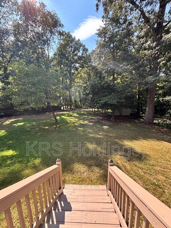 Building Photo - 2318 Penrose Dr