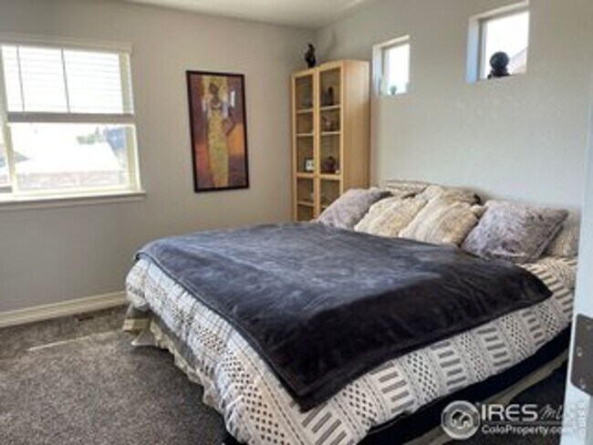 Building Photo - Premium Mtn Views 4 bed 4 bath home Erie!