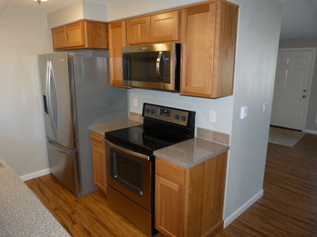 Building Photo - APPLICATION PENDING - Updated Rambler