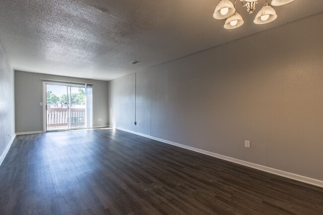 Floorplan - ROANOKE VILLAS