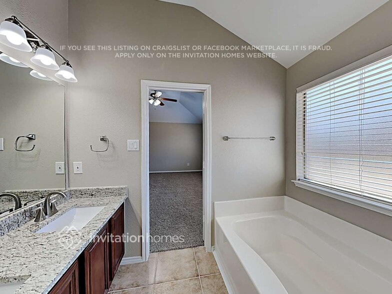 Building Photo - 440 Butternut Dr