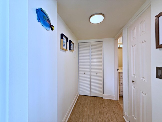 Building Photo - 3546 S Ocean Blvd