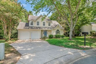 Building Photo - Spacious 3-Bedroom Retreat in Desirable Steele Creek