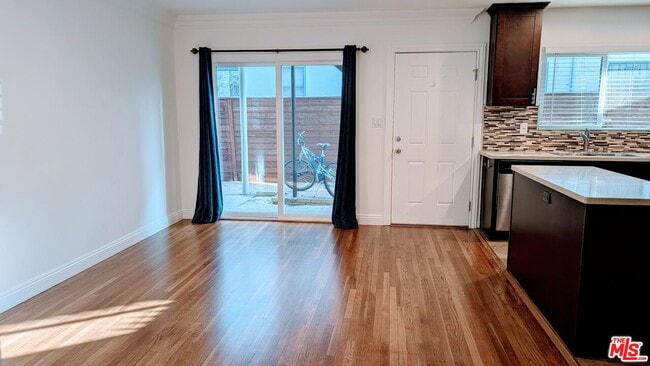 Building Photo - 1728 S Robertson Blvd