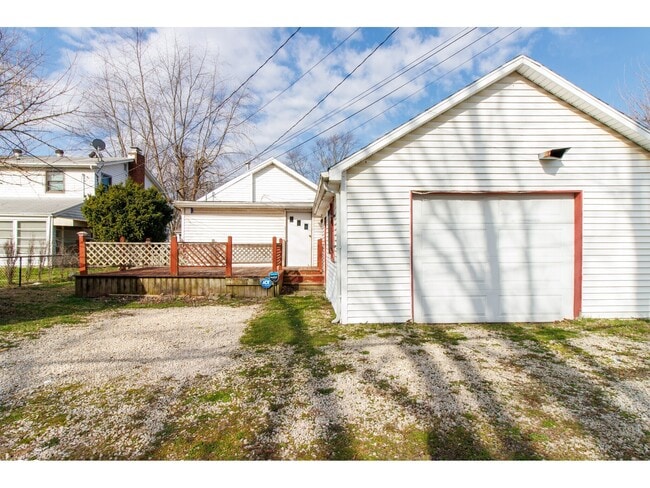 Building Photo - 2622 Delaware St