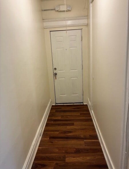 Building Photo - 45 Finlay Pl