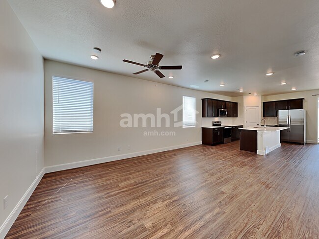 Building Photo - 2615 W 3290 S