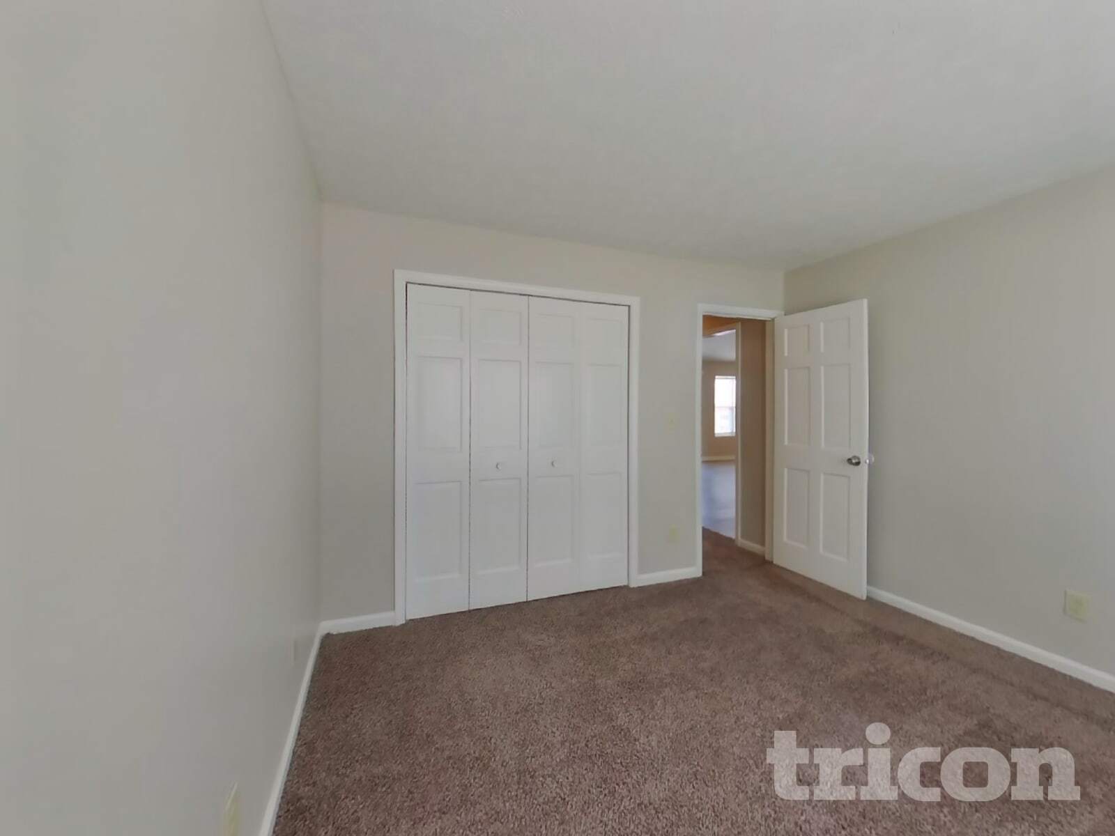 Building Photo - 2342 Valley Creek Way