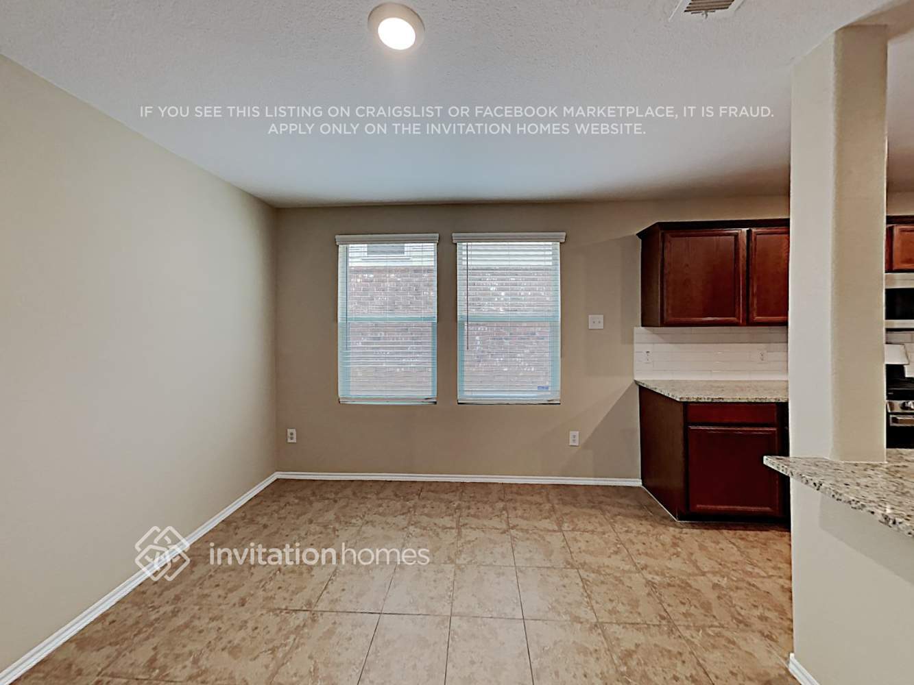 Building Photo - 5413 Del Rey Dr