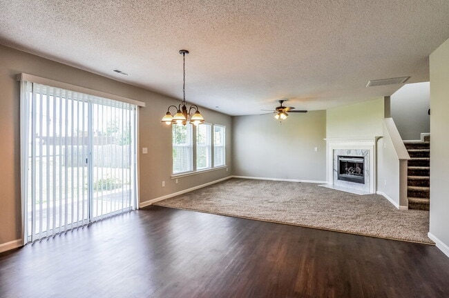 Building Photo - 7211 Great Laurel Dr