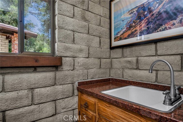 Building Photo - 535 Crater Camp Dr