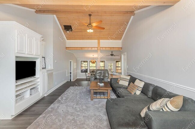 Building Photo - 7929 Daugherty-Capley Rd