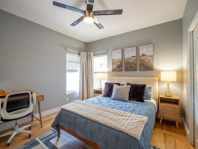 Building Photo - 6000 Shepherd Mountain Cove