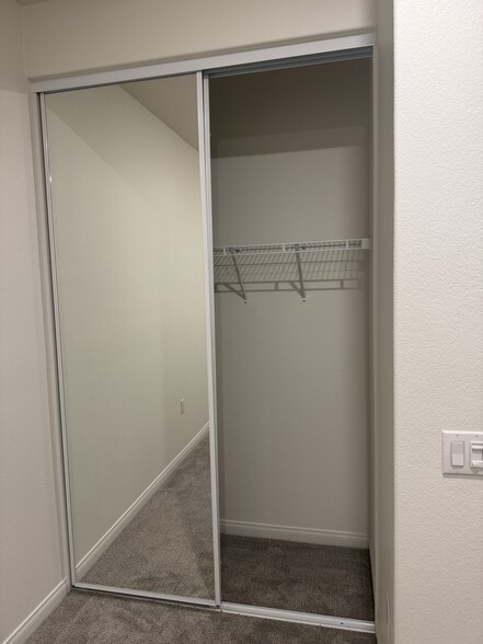 Building Photo - 4781 Sicily Dr