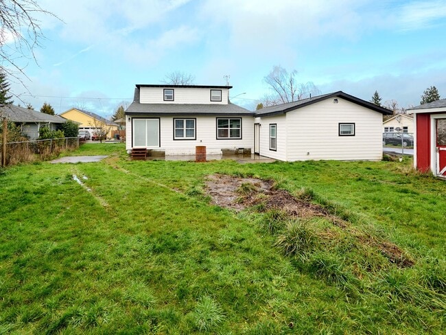 Building Photo - 11th - VPM415E-5