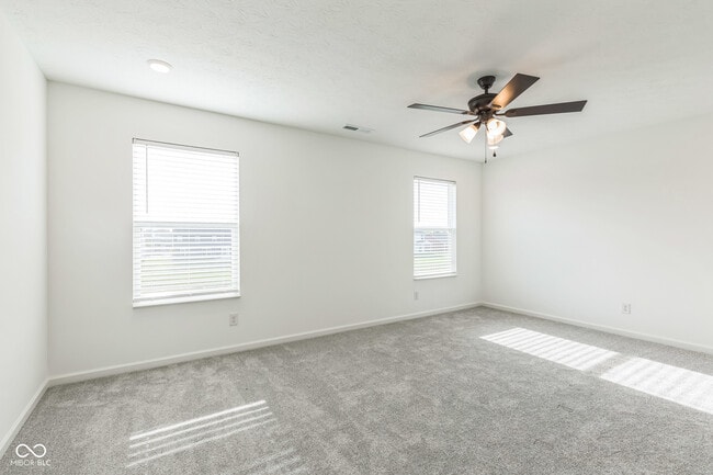 Building Photo - 3489 Briarwick Dr
