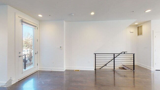Building Photo - Stunning and Spacious Duplex in Brookland w/ Parking!