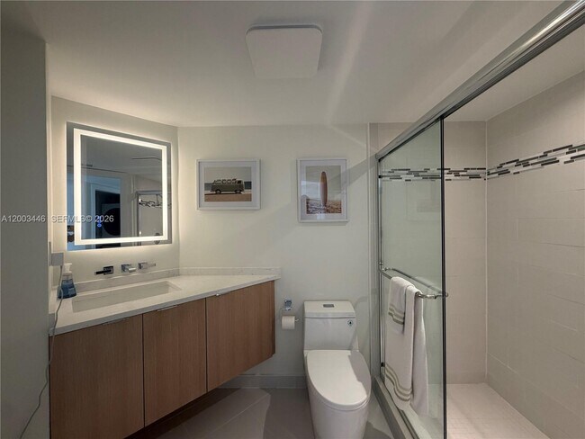 Building Photo - 9500 S Ocean Dr