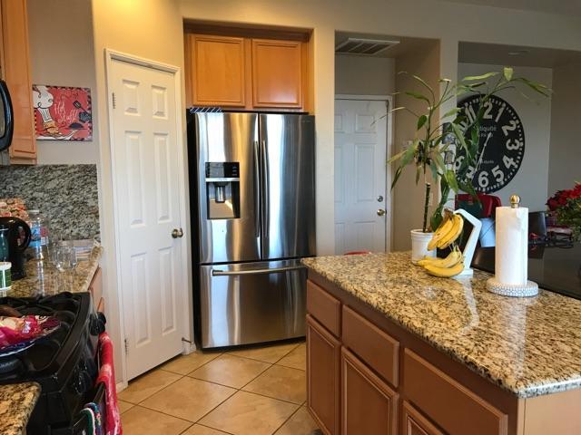 Building Photo - 2801 Hornbeam Rd