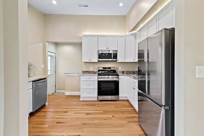 Building Photo - 312 Chalfonte Dr