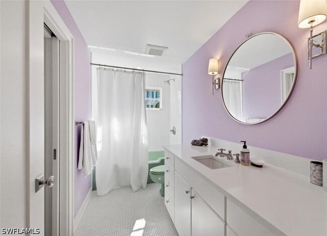 Building Photo - 92 10th Ave S