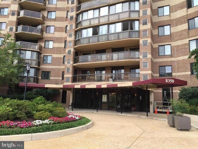 Building Photo - 8350 Greensboro Dr