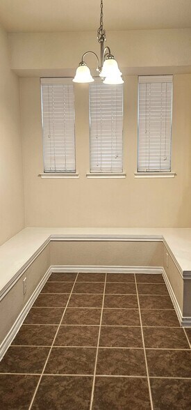 Building Photo - 1117 Caudle Ln