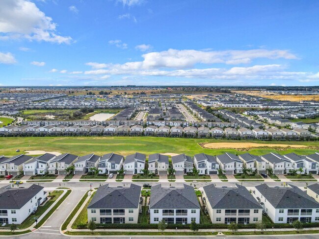 Building Photo - 8879 Cabot Cliffs Dr