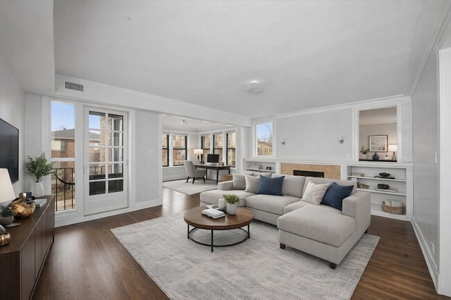 Building Photo - 6541 S Woodlawn Ave