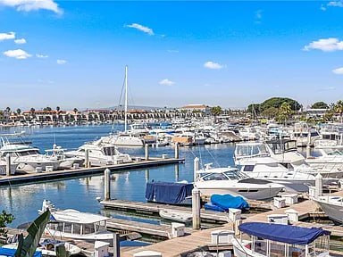 Building Photo - Huntington