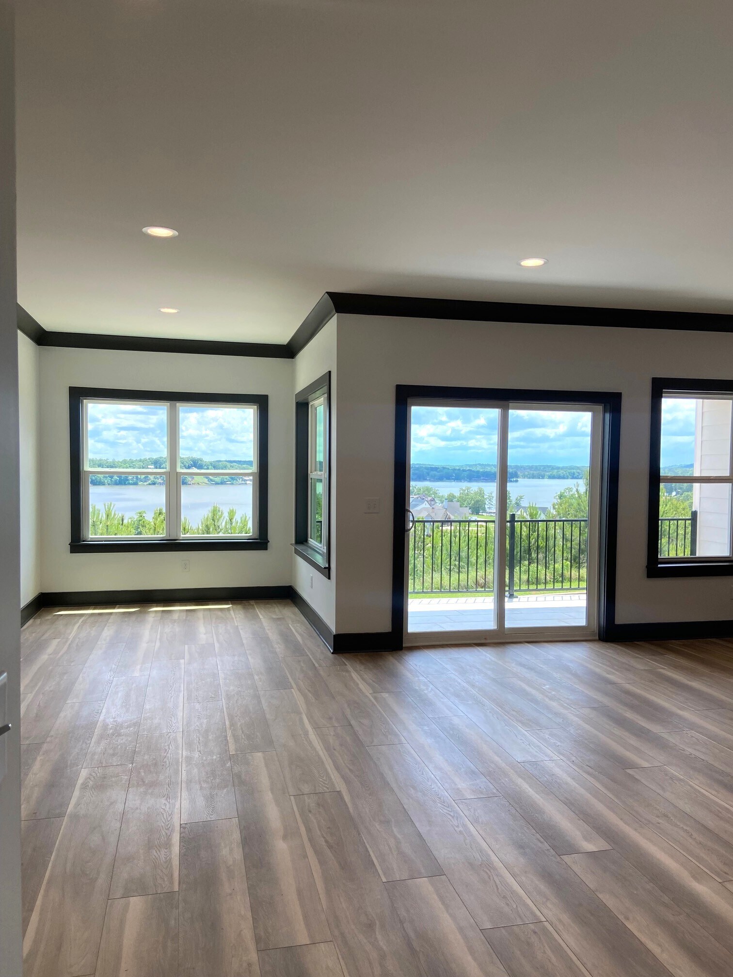 Building Photo - 1166 Ranch Marina Rd
