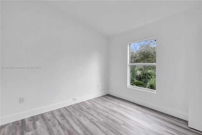 Building Photo - 7777 NW 8th Ct