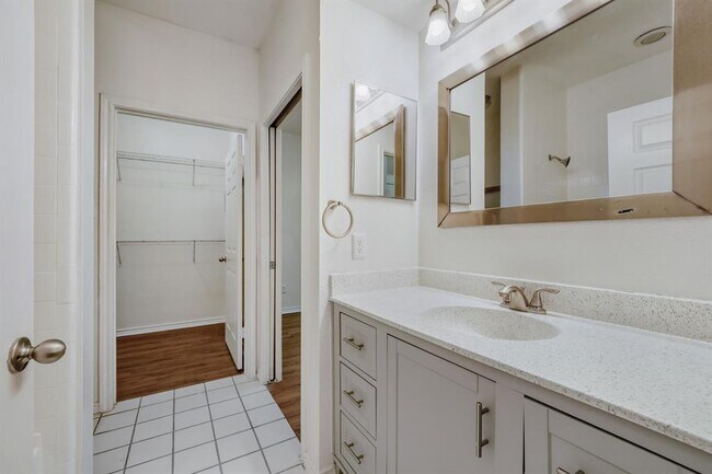 Building Photo - 6804 N Capital of Texas Hwy