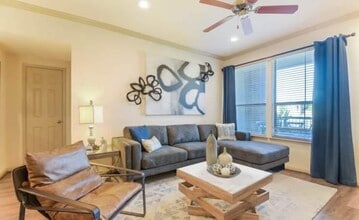 Building Photo - 2 bedroom in Houston TX 77095