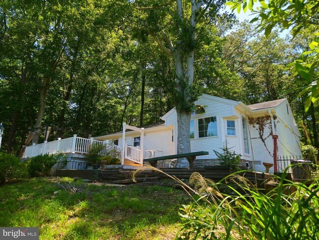 Building Photo - 159 Olde Concord Rd