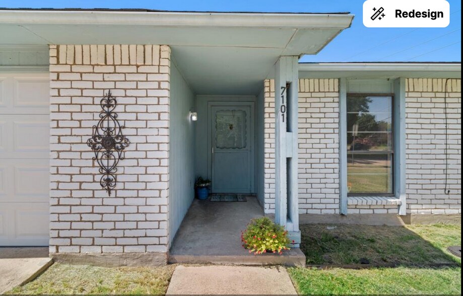 Building Photo - 7101 Christie Ln